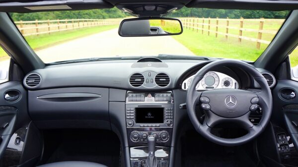car 1744903 960 720