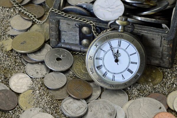 pocket watch 1637393 960 720