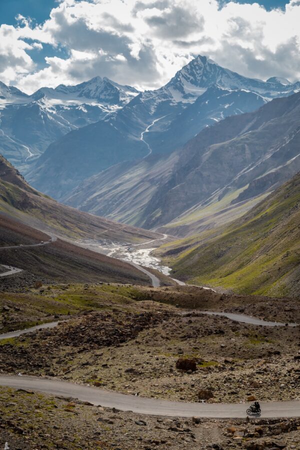 photo 1550149551 ee7bd0e3de7c