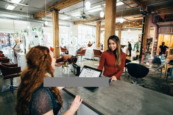 photo 1556740758 90de374c12ad