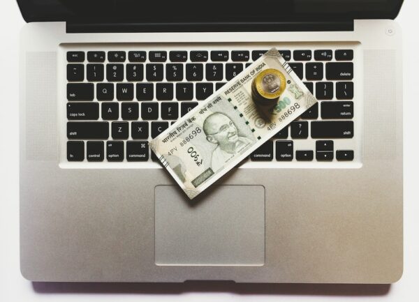 「機車貸款利率比較:哪家銀行最適合?」 1 photo 1565515636369 57f6e9f5fe79