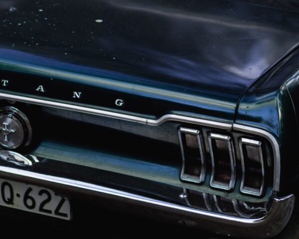 貸款額度、利率、期限較勁!汽車貸款評比分析 6 photo 1569640943684 9b7a6efd424a