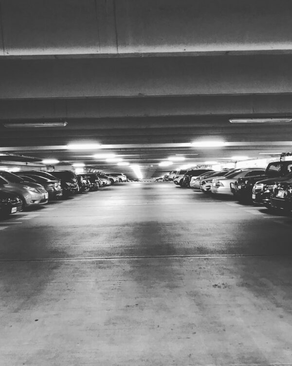 photo 1574274978456 72c02f811299