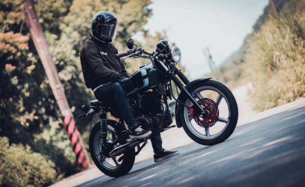 photo 1576151249756 11239820976b