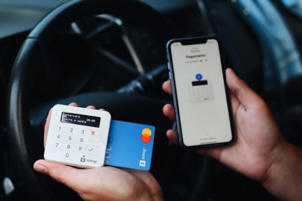 機車貸款的資格審核過程與要點解析 1 photo 1637021536343 03a48e01a34c