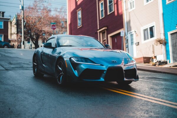 photo 1585704117586 de0f54469aaf