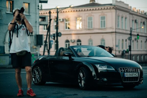 駕馭風險:汽車貸款中的資料保密手段與實用建議 9 photo 1596450677690 fa988519d712