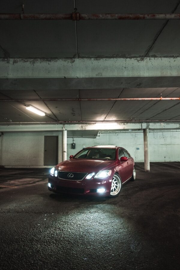 photo 1612289854843 897fdc5467a2