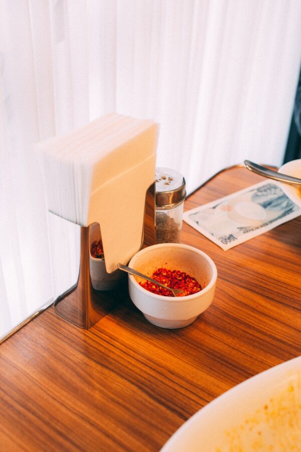 photo 1496112026977 46268fa058c7