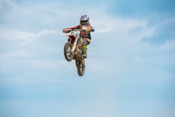 機車貸款利率查詢101:了解利率對還款金額的影響 8 photo 1529384342872 c0d18db57a6c