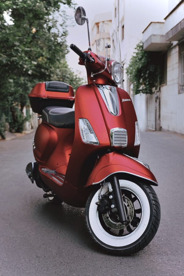 photo 1559941771 7c31319f6685