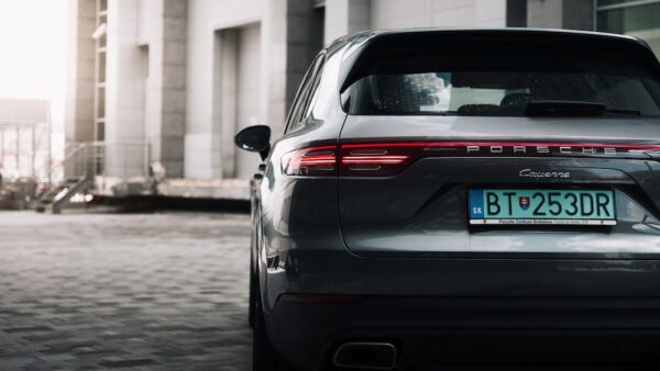 車貸月供計算:如何找到最佳車貸方案 3 photo 1598194417760 38caa2b3d104