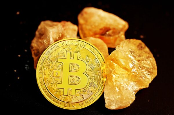 photo 1629193383273 84f3daa5a301